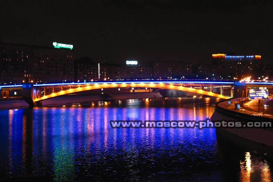 Metro Bridge