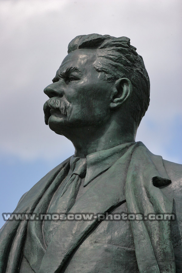 The monument to Maxim Gorky