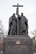 Памятник Кириллу и Мефодию