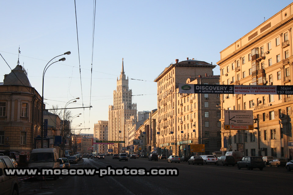 Sadovaya-Chernogryazskaya Street